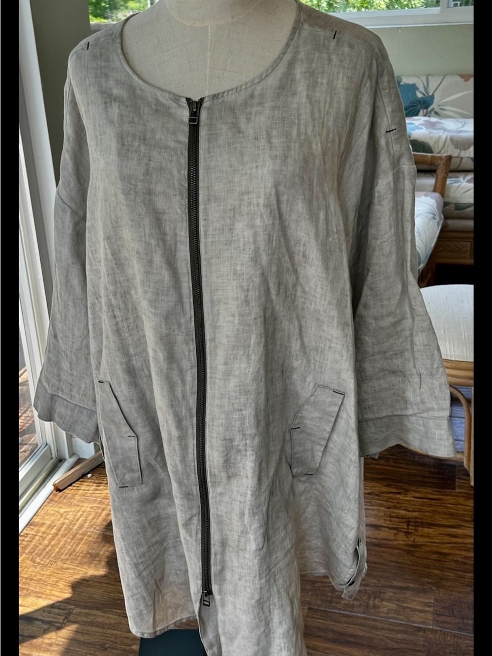Soft Surroundings Light Gray Linen Zip Front Tunic